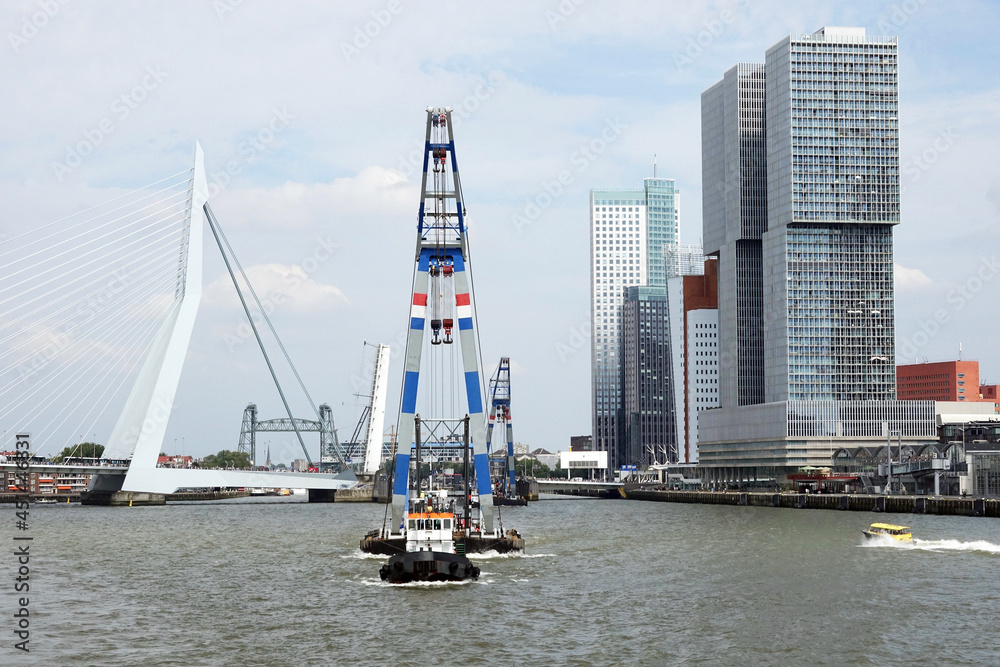 Transportation of a crane in the Port of Rotterdam