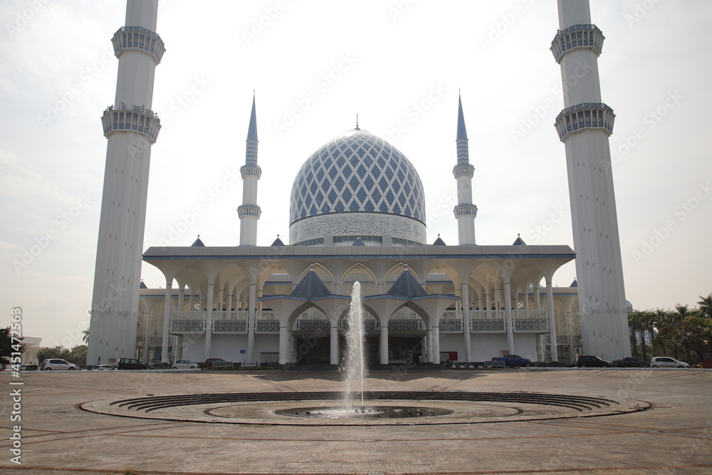 Obraz premium View of Blue Mosque, Malaysia