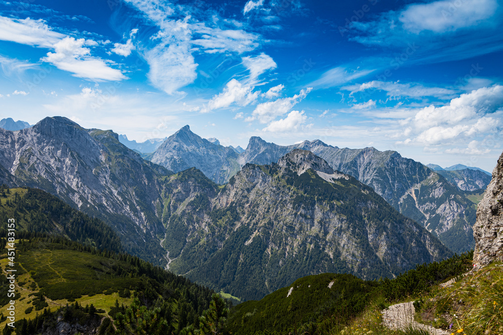 Ausblick vom Bärenkopf, Tirol.