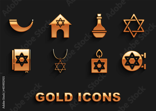 Set Star of David necklace on chain, Jewish synagogue, Burning candle, torah book, wine bottle, Traditional ram horn, shofar and icon. Vector