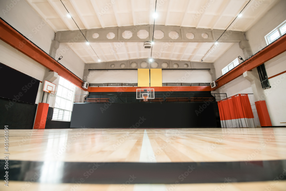 Close up picture of an empty gym