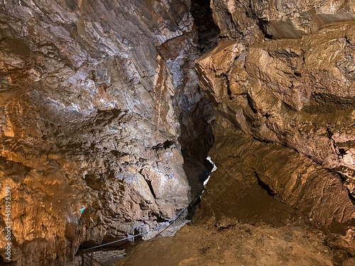 Tourist Lokvarka cave in the Gorski kotar region - Lokve, Croatia (Turistička špilja Lokvarka u regiji Gorski kotar - Lokve, Hrvatska)