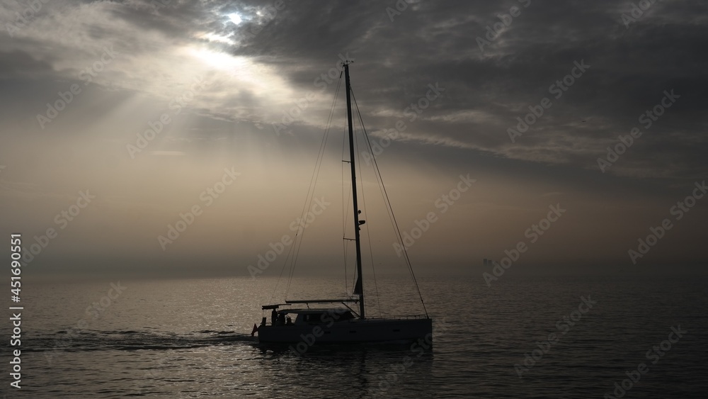 Sunset scenery of the Sea of Marmara in Istanbul, Turkey Sunset scenery of the Sea of Marmara in Istanbul, Turkey
