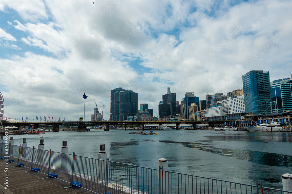 Obraz premium オーストラリアのシドニーにある観光名所を観光している風景 Scenes of sightseeing in Sydney, Australia.