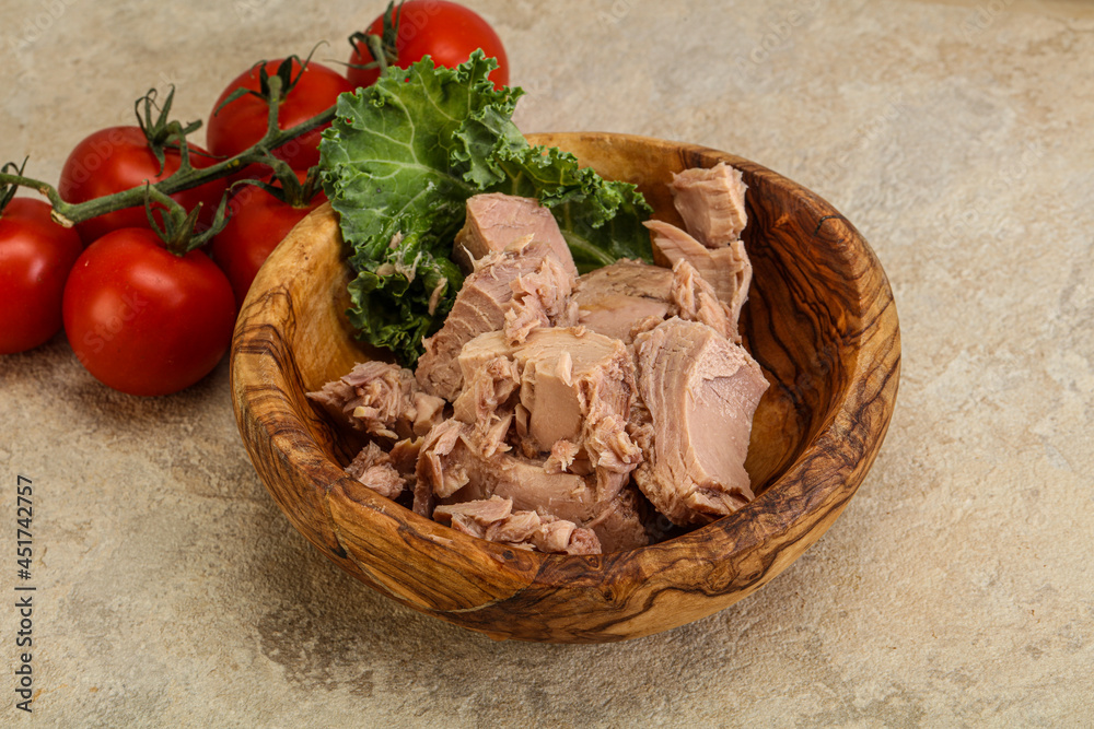 Canned tuna fillet in the bowl Canned tuna fillet in the bowl
