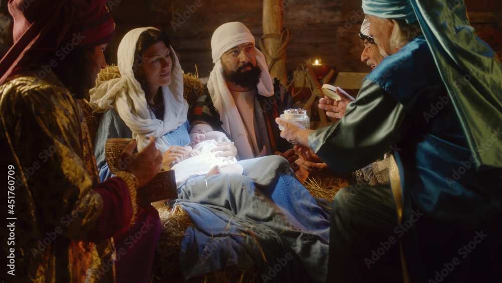 Magi giving presents to baby Jesus Magi giving presents to baby Jesus