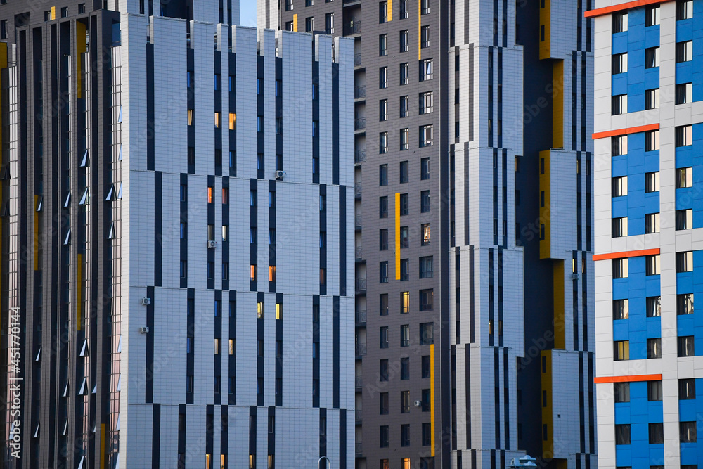 building, pattern, architecture, windows, window, city, texture, office, glass, design, urban, business, skyscraper, metal, reflection, construction, facade, wall, exterior, structure, steel, concrete