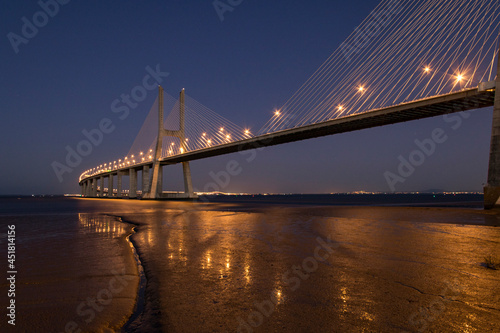 Billede på lærred Puente Vasco de gama (Lisboa-Portugal)
