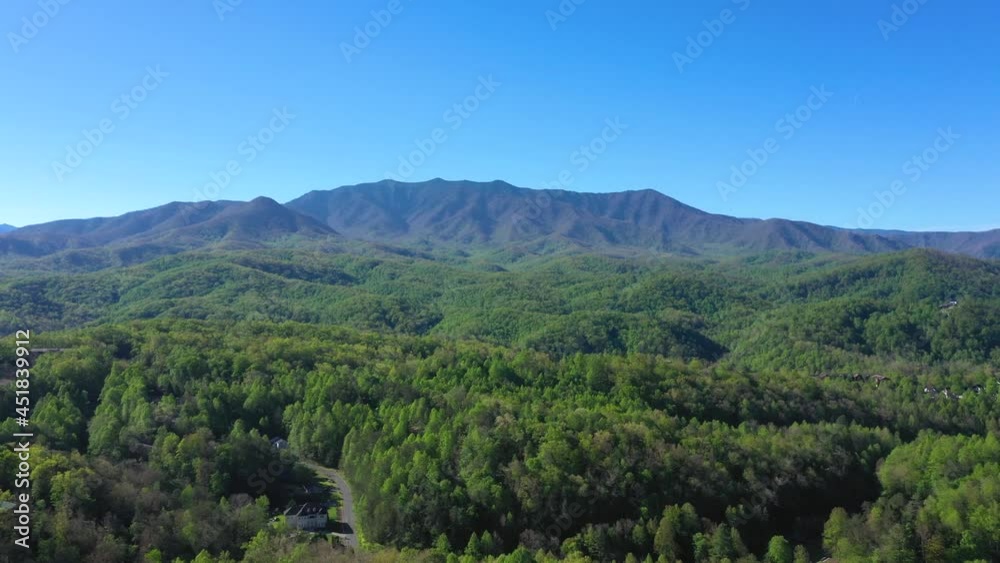 Epic aerial view of a huge Tennessee mountain Epic aerial view of a huge Tennessee mountain