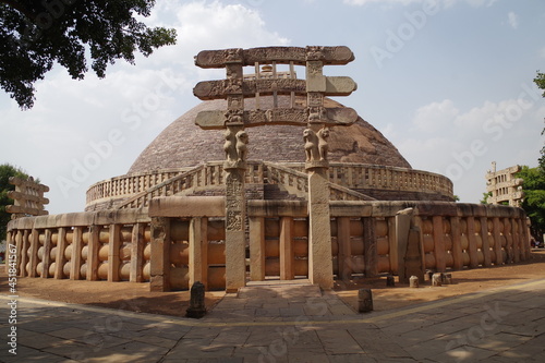インド　世界遺産サーンチーの仏教建造物群