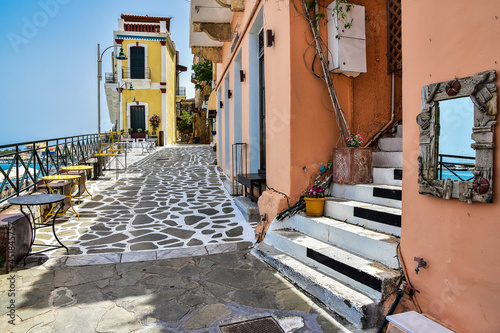 Obraz na płótnie Gythio, a beautiful town in Greece w salonie