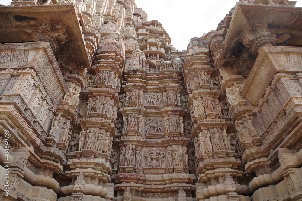 インド　世界遺産カジュラーホの建造物群