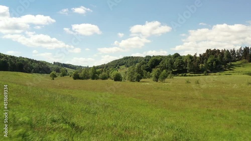 survol de l'Aubrac en Auvergne photo