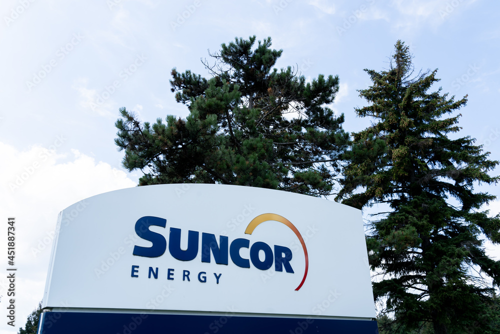 Oakville, On, Canada August 19, 2021 Close up of Suncor Energy sign