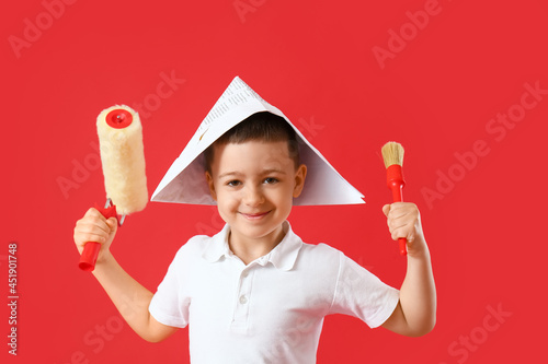 Little painter with roller ...