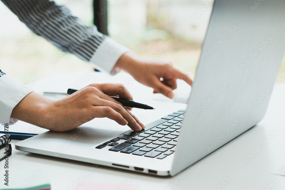 business executives are discussing to change their business concept to increase profits and the strength of their business with using laptop for work. business executives are discussing to change their business concept to increase profits and the strength of their business with using laptop for work.