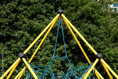 Gelbes Klettergerüst, Kinderspielplatz, Deutschland, Europa