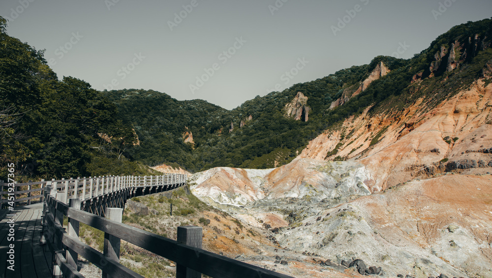 Fototapeta premium Noboribetsu geothermal pathway