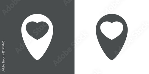 Logotipo silueta de corazón con puntero de mapa en fondo gris y fondo blanco photo
