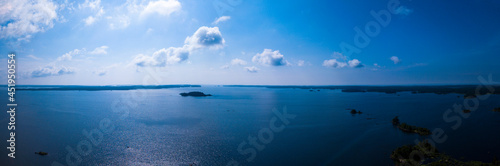Panoramic sunny day in Finnish archipelago © Henrik Lobbas