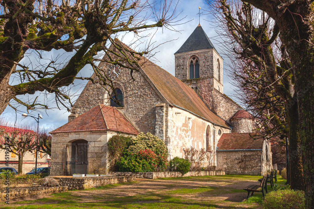 église Saint-Sulpice de Limetz-Villez église Saint-Sulpice de Limetz-Villez