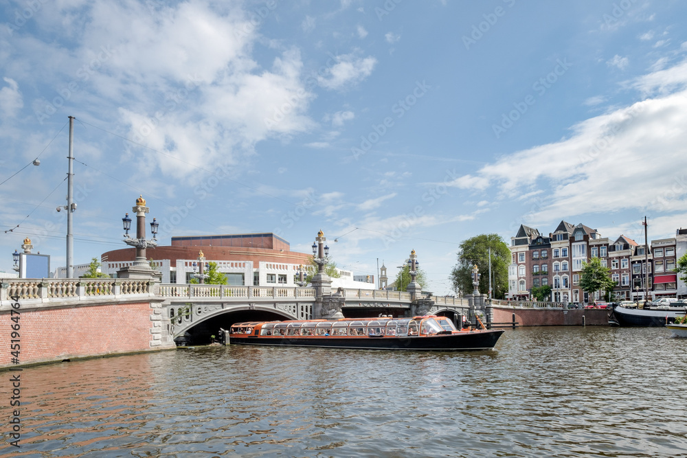The Blauwbrug and the Stopera, Town Hall Amsterdam, Noord-Holland province, The Netherlands