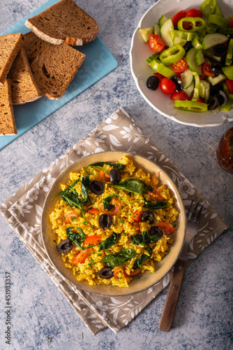 Curry risotto with spinach