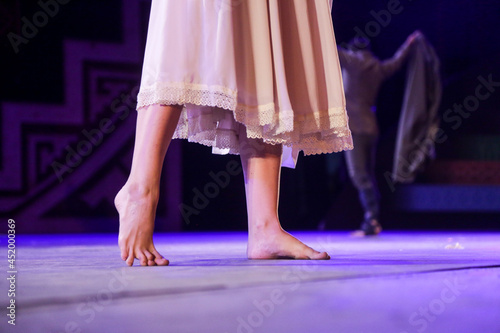 ballet dancers legs