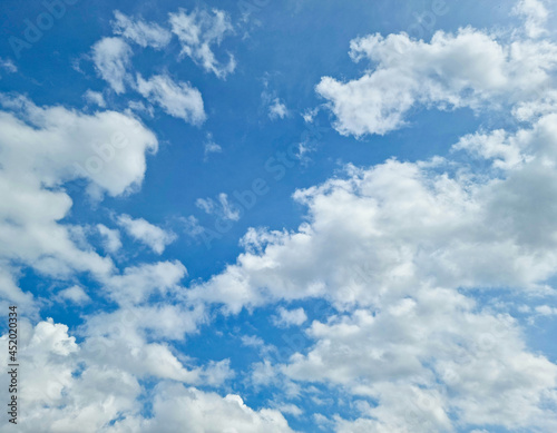 Fototapeta Naklejka Na Ścianę i Meble -  Natural blue sky background with clouds
