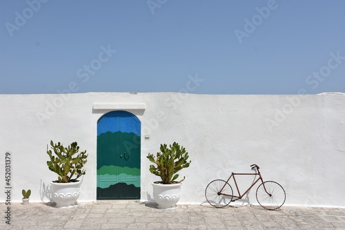 Fotografija Tra le vie del centro storico di Ostuni la città bianca in Puglia