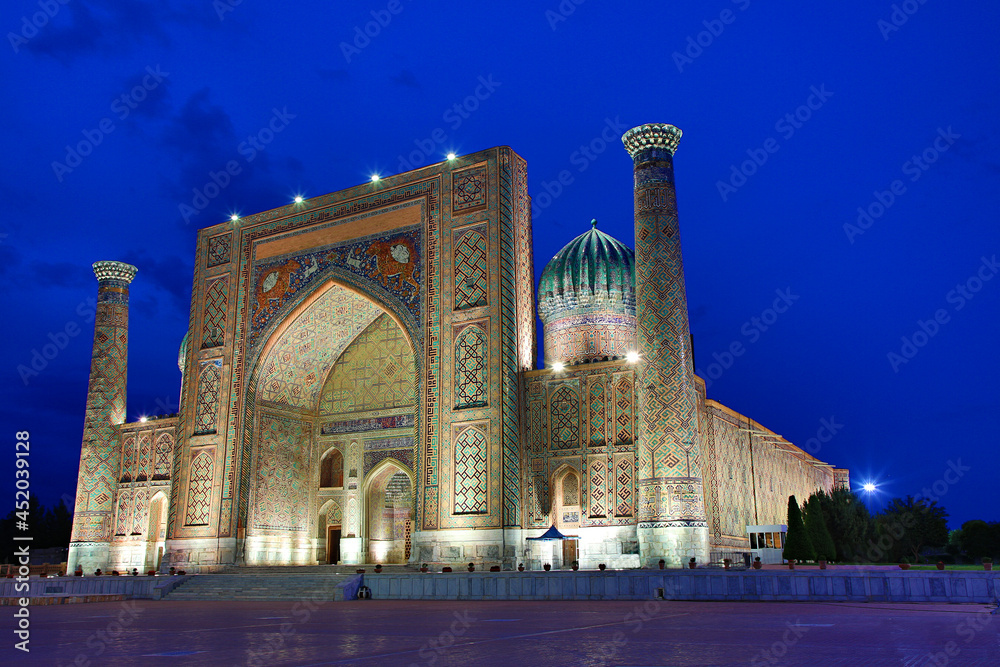 Madrassah on the Registan Square at the twilight, Samarkand, Uzbekistan.
