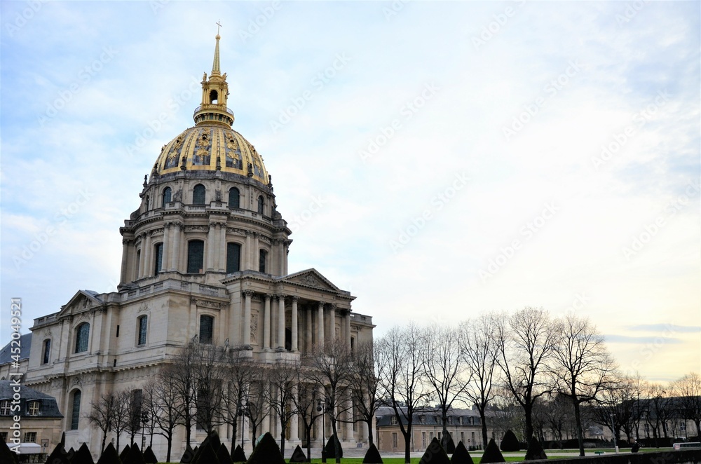Hotel national des Invalides (The National Residence of the Invalids) which homes inside the Napoleon's tomb