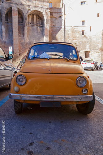 alter italienischer Kleinwagen © thosti57