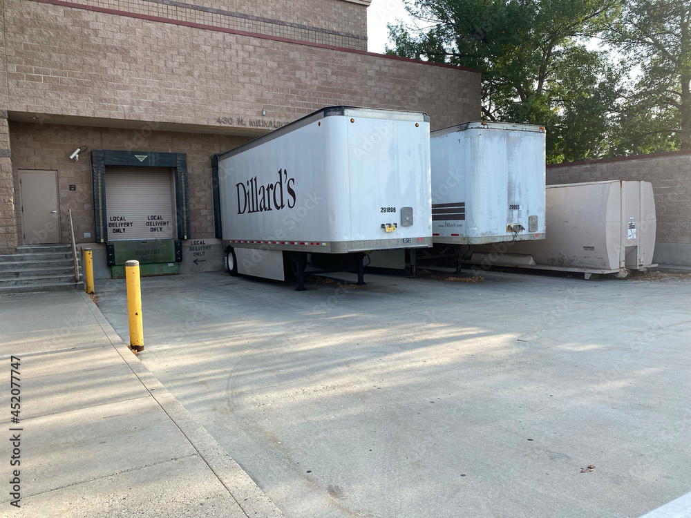 Boise, Idaho August 20, 2021 Tractor trailer semi trucks deliver