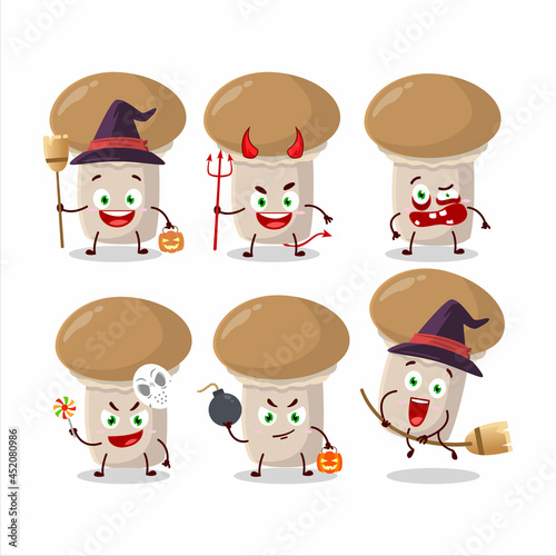 Halloween expression emoticons with cartoon character of champignon © kongvector