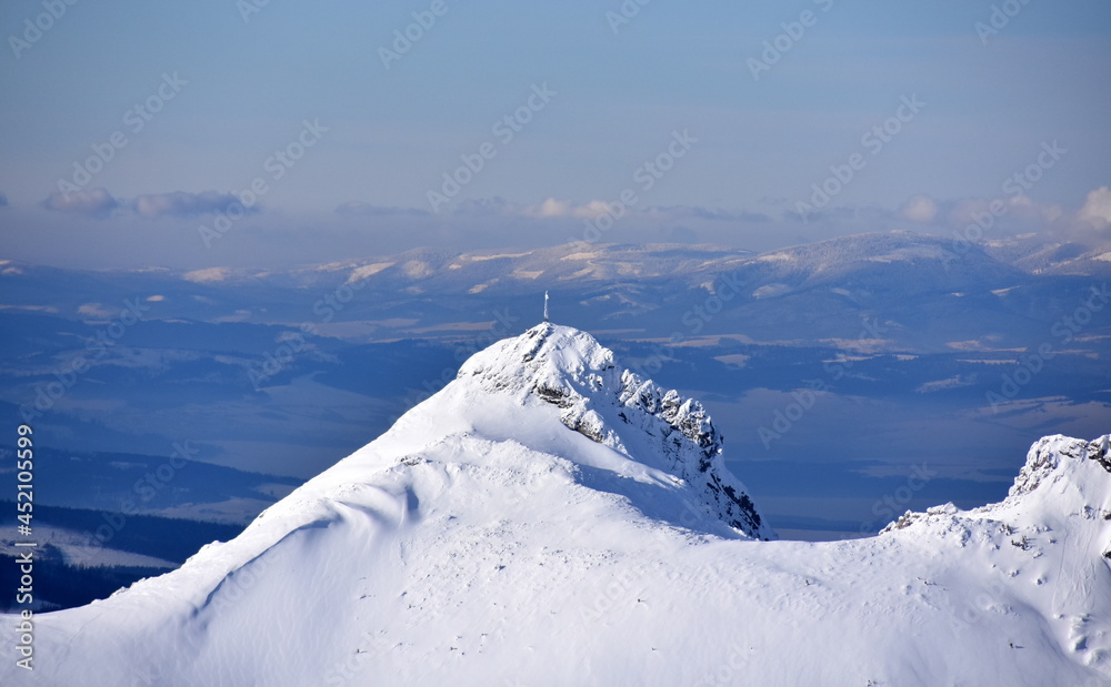 zima, Giewont, Tatry Zachodnie, Tatrzański Park Narodowy, góry,  śnieg, zagrożenie lawinowe, 