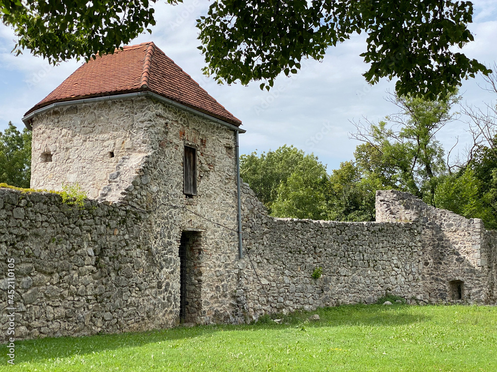 Walls and defensive towers of the Frankopan castle - Ogulin, Croatia (Zidine i obrambene kule frankopanskog kaštela - Ogulin, Hrvatska)