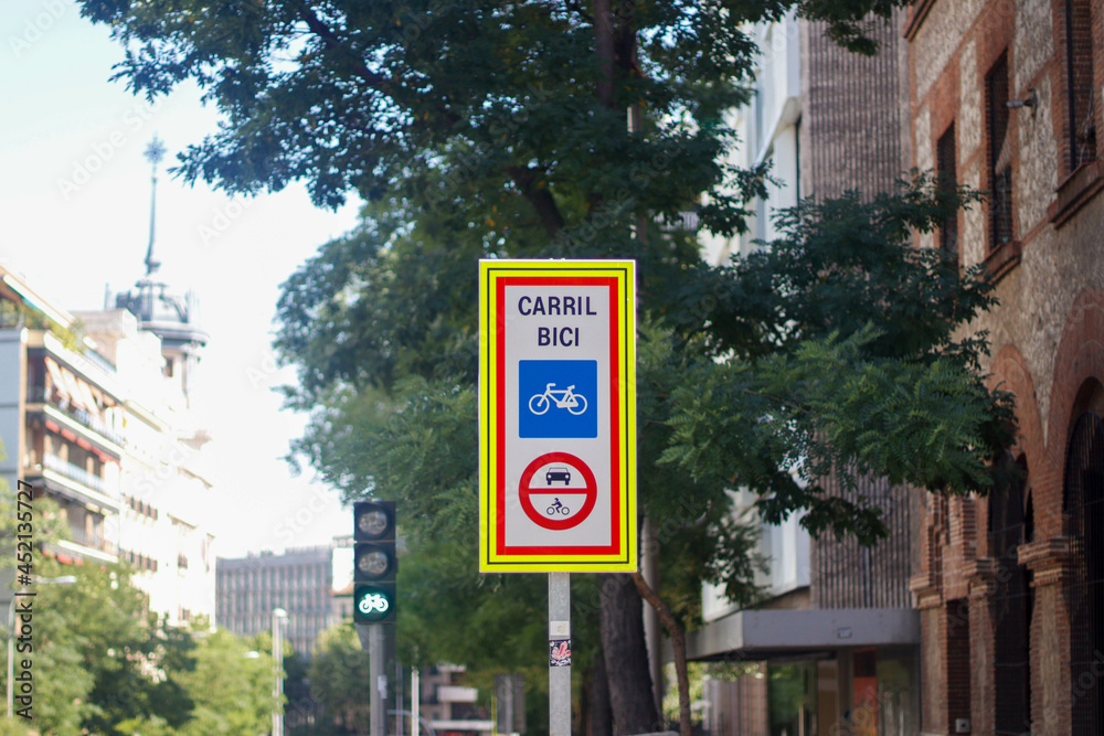 Traffic signage