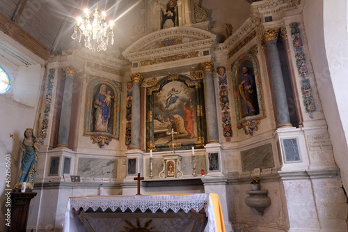 Autel de l   glise Notre-dame du Rohic en Bretagne