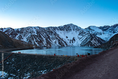 photo for the lake embalse el Yeso 