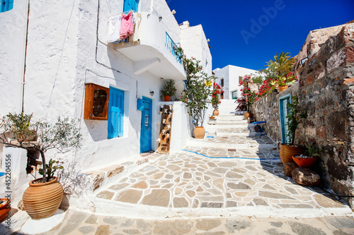 Fototapeta Naklejka Na Ścianę i Meble -  Greek traditional village on Milos island