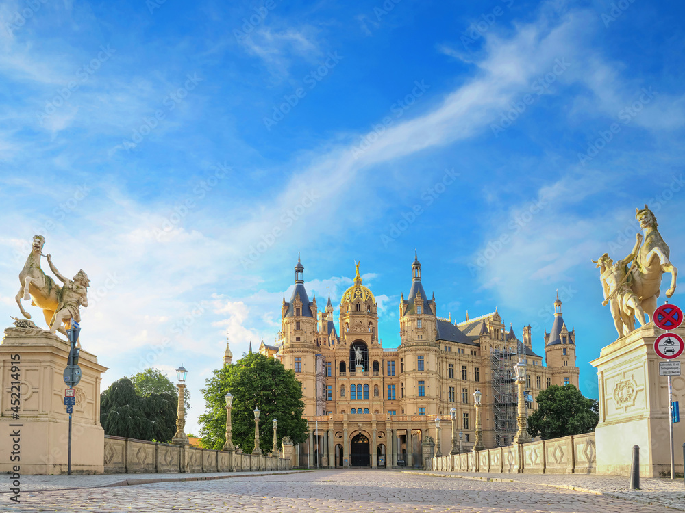 Fototapeta premium castle of schwerin in germany. travel goals in Europe. Postcard Schwerin