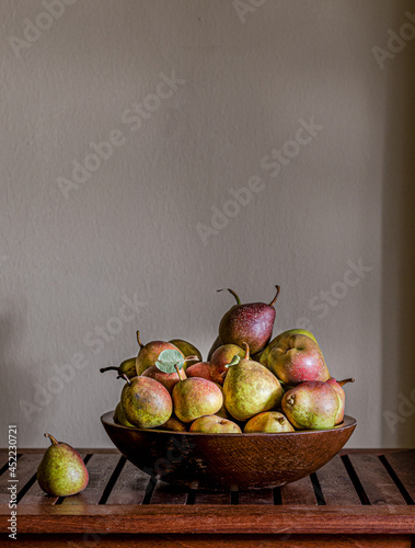 Pears in a bowl