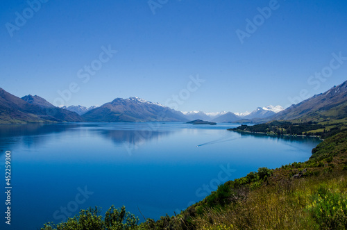 New Zealand Milford Sound and Queenstown © Sriram