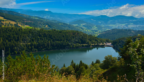 Fototapeta Naklejka Na Ścianę i Meble -  Blick auf den Lac Blanc in den Vogesen