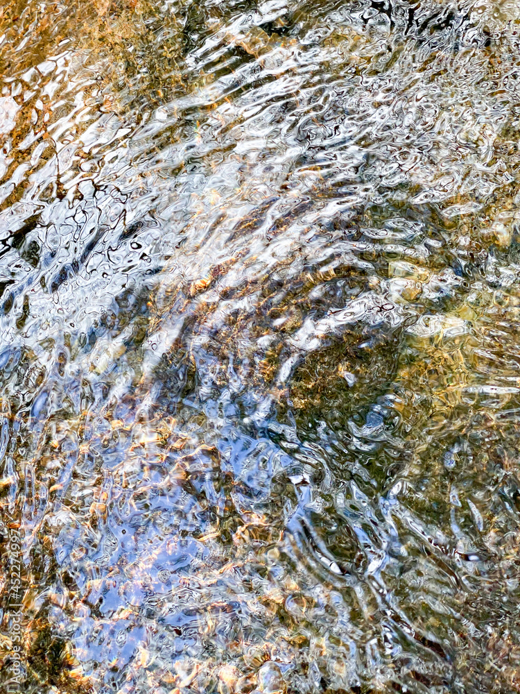 川の水面 川の水面