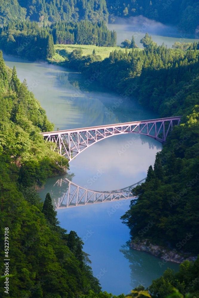Obraz premium 只見線・第1橋梁（福島県・三島町）