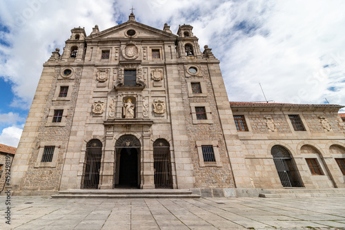 Bild auf Leinwand The church - convent of Santa Teresa is a building in Spain located in the city of Avila