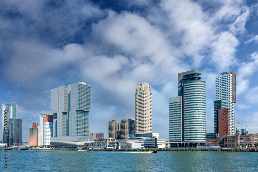 Fototapeta premium Rotterdam, Zuid-Holland Province, THe Netherlands