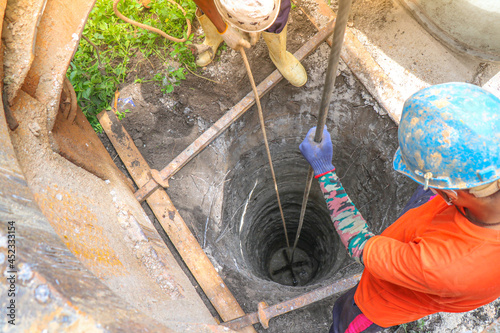 Obraz na płótnie Water Well Drilling, Dig a well for water, Inside The Well, Groundwater hole dri